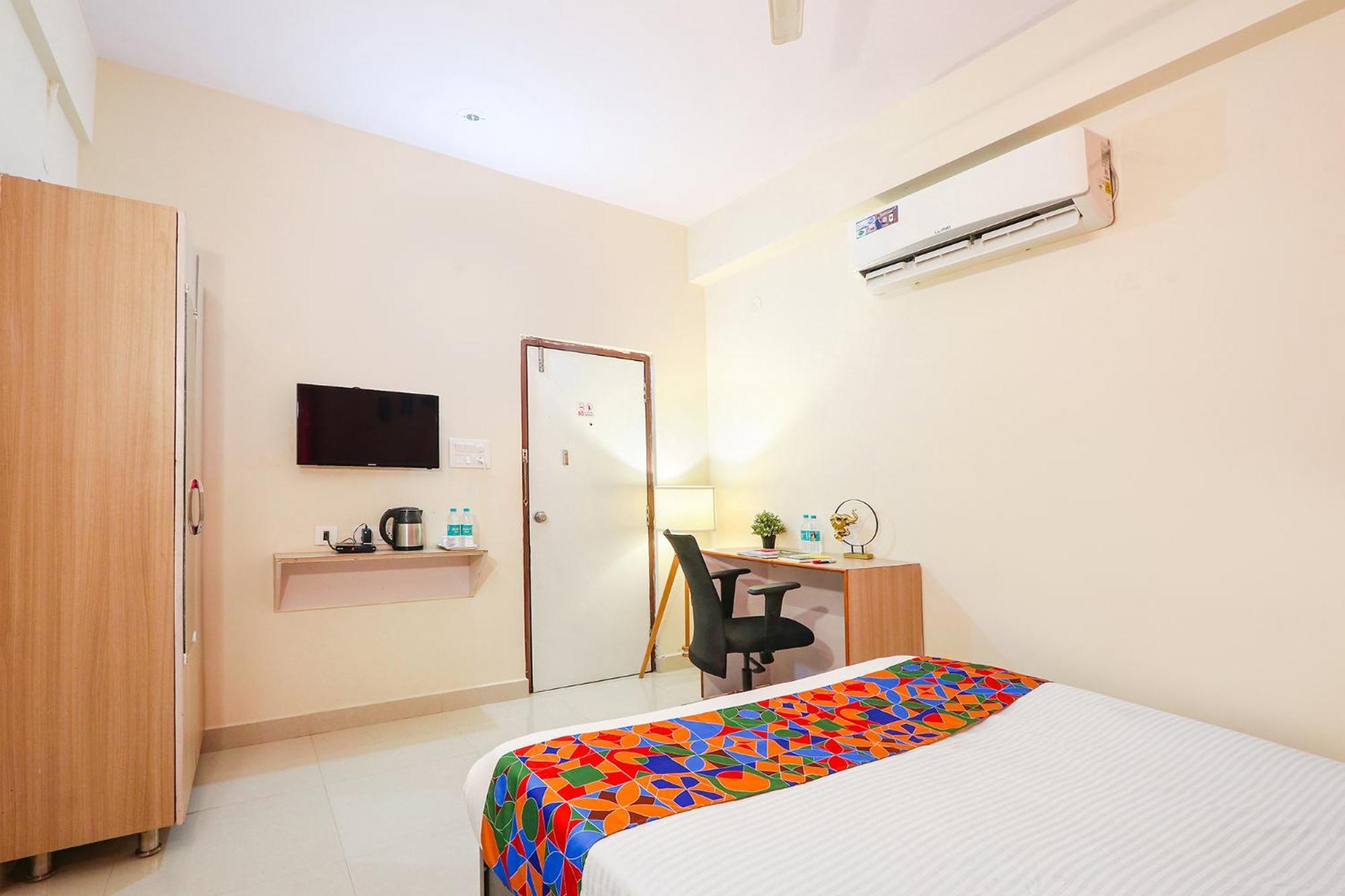 Fabhotel Namaha Suites - Nr Hyderabad International Airport, Shamshabad מראה חיצוני תמונה